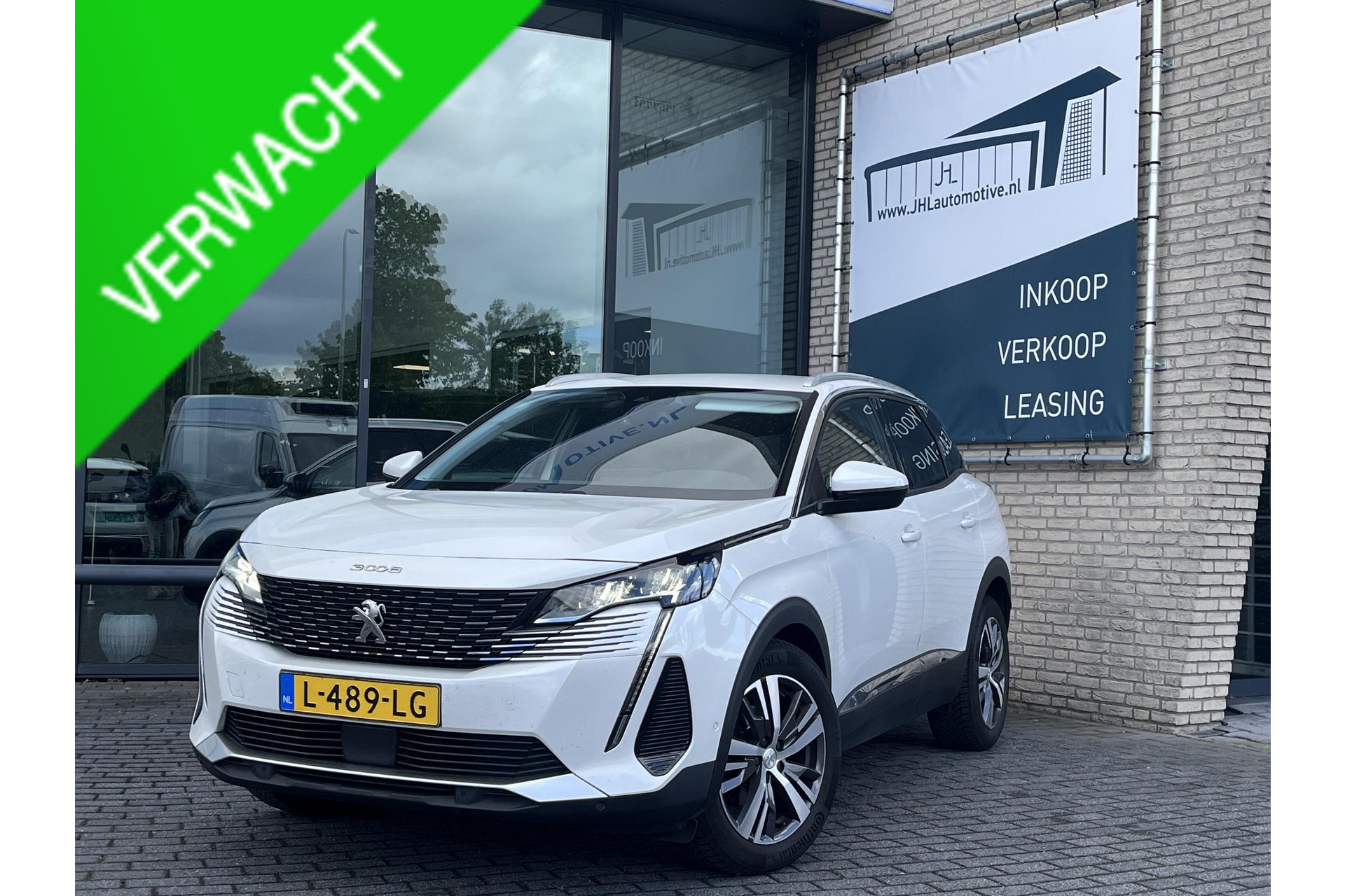 Peugeot 3008 1.2 PureTech Allure*FACELIFT*NAVI*CRUISE*ECC*HAAK*